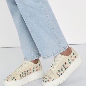 Free People NWOT Catch Me If You Can White Mirror Crochet Sneakers Sz‎ 40…